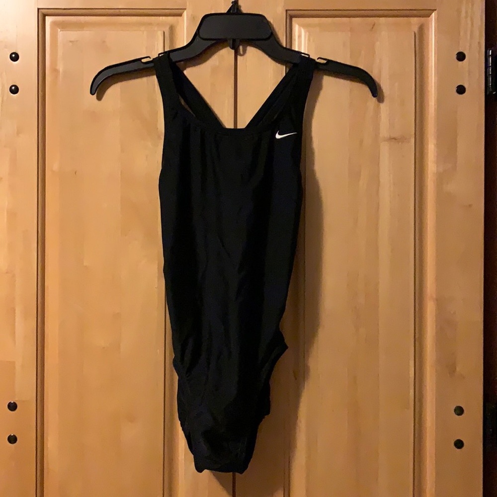 Nike Women's One Piece Swimsuit